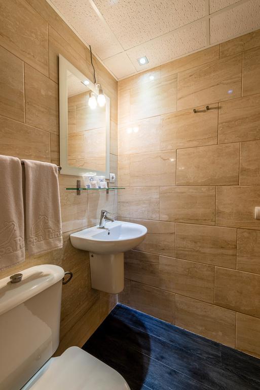Hostal Residencia Europa Punico Ibiza Town Ngoại thất bức ảnh