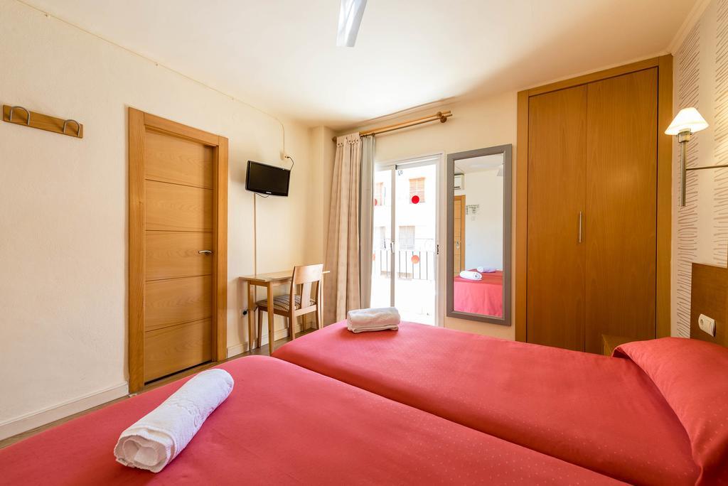 Hostal Residencia Europa Punico Ibiza Town Ngoại thất bức ảnh